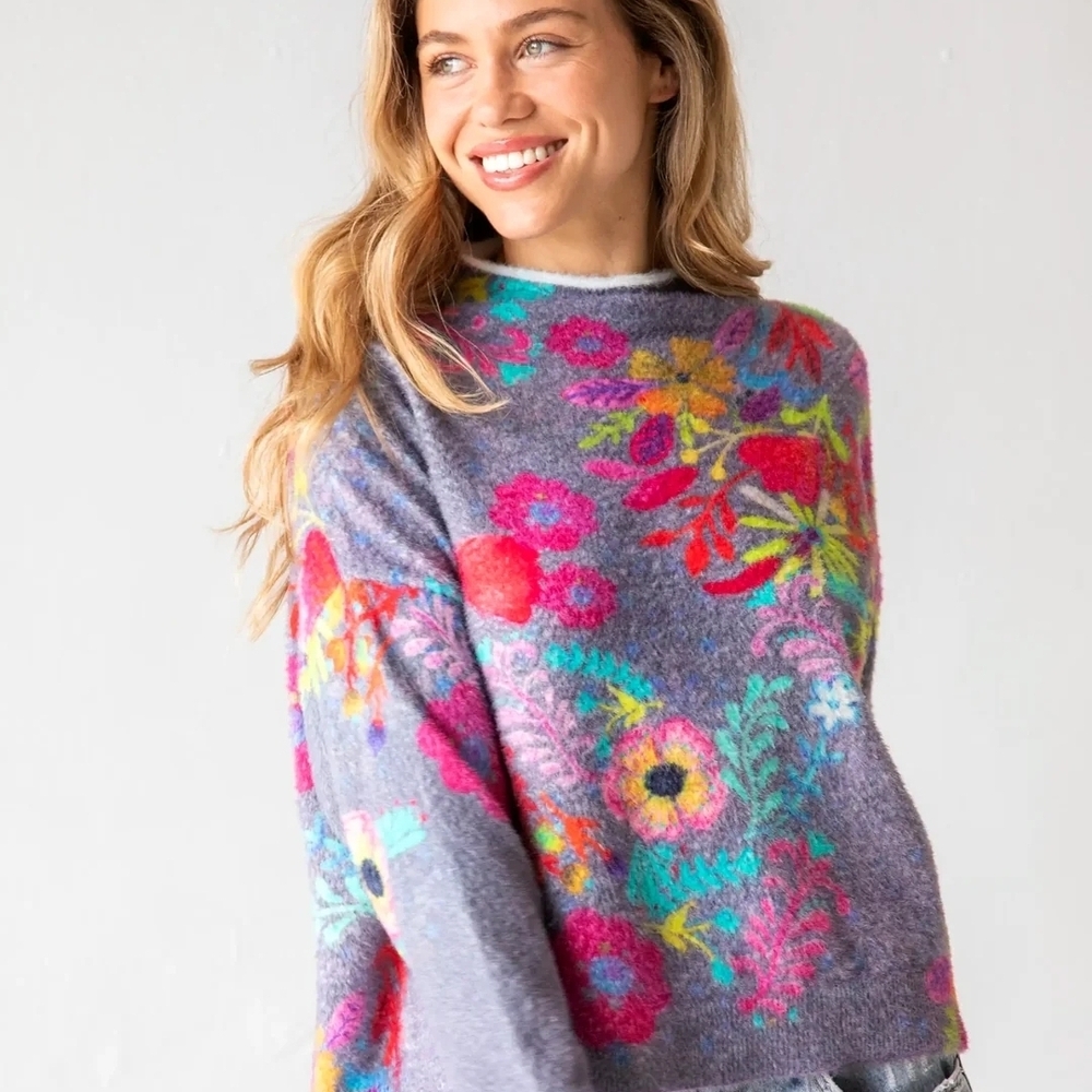 NATURAL LIFE Colorful Floral Crew Neck Sweater